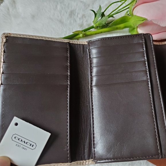 Coach Soho Leather Wallet - Picture 5 of 8